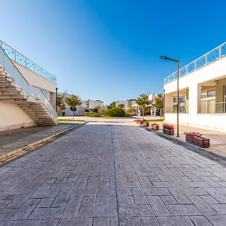 Perla Lalez Durres Plazhi San Pietro