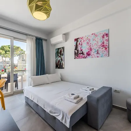 Perla Lalez Durres * Plazhi San Pietro