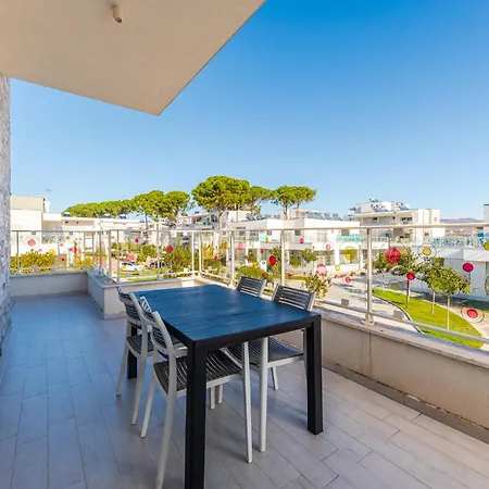 Perla Lalez Durres Plazhi San Pietro