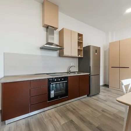 Perla Lalez Durres By Pikhost Plazhi San Pietro