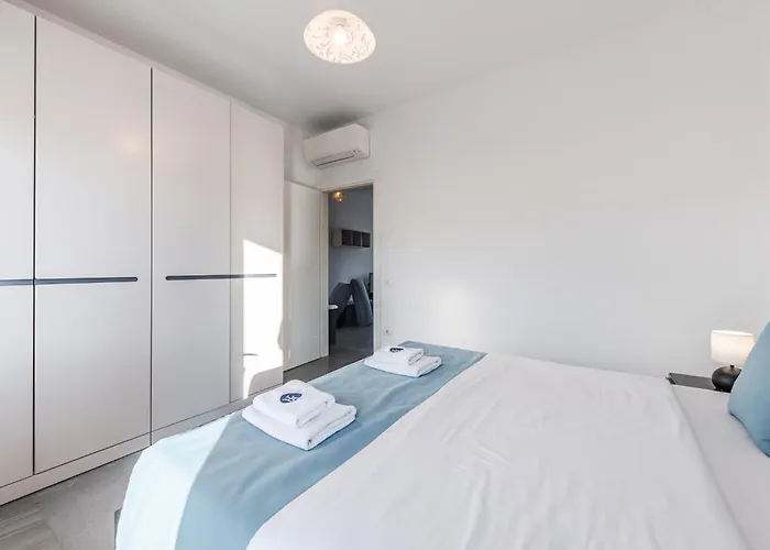 Aparthotel Perla Lalez Durres By Pikhost Plazhi San Pietro