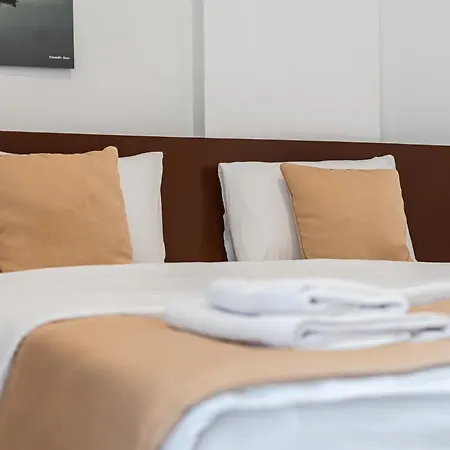 Apart Otel Perla Lalez Durres By Pikhost 3*