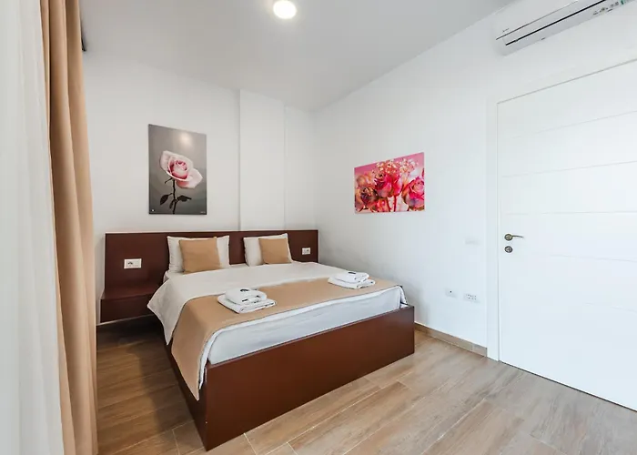 Perla Lalez Durres By Pikhost Plazhi San Pietro