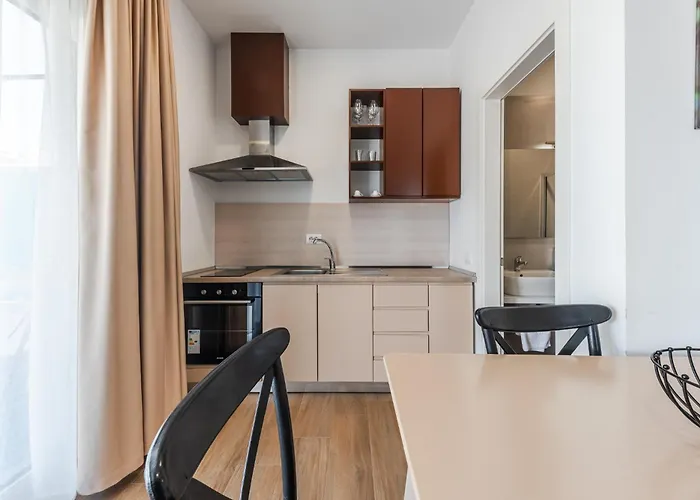 Perla Lalez Durres By Pikhost Lejlighedshotel Plazhi San Pietro