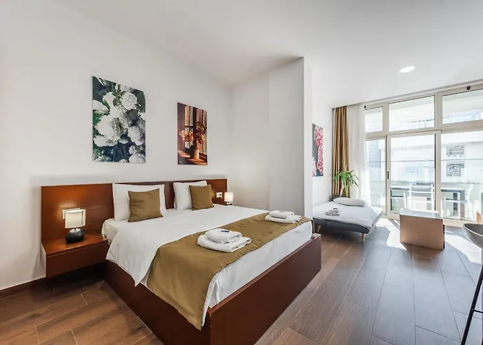 Perla Lalez Durres By Pikhost Plazhi San Pietro