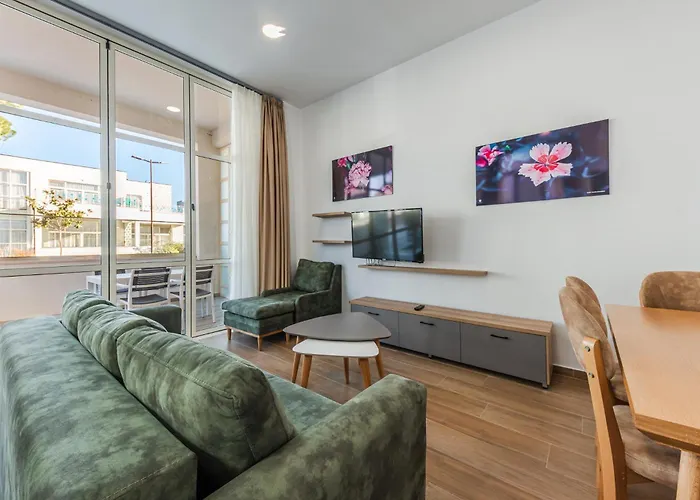 Perla Lalez Durres By Pikhost Aparthotel 3*